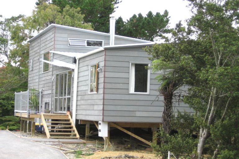 Photo of property in 26 Neptune Avenue, Beach Haven, Auckland, 0626