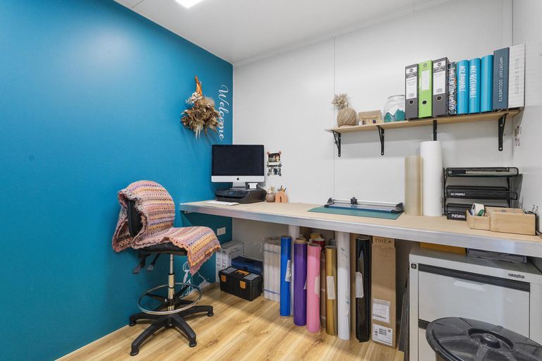 Photo of property in 34 Rhonda Avenue, Deanwell, Hamilton, 3206