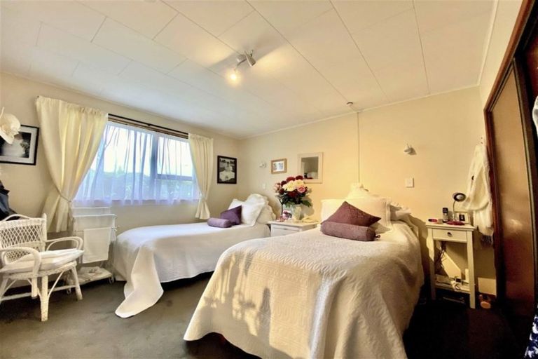 Photo of property in 24a Duncan Street, Tawa, Wellington, 5028