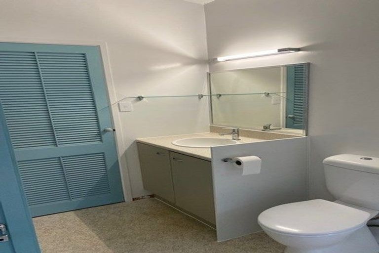 Photo of property in 4a Tui Grove, Elderslea, Upper Hutt, 5018