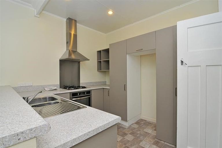 Photo of property in 26 Farnham Street, Mornington, Wellington, 6021