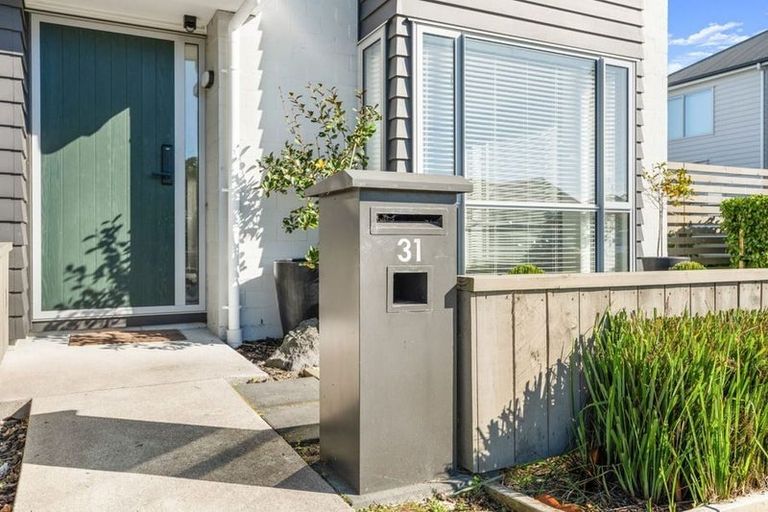 Photo of property in 31 Aviation Street, Takanini, 2112