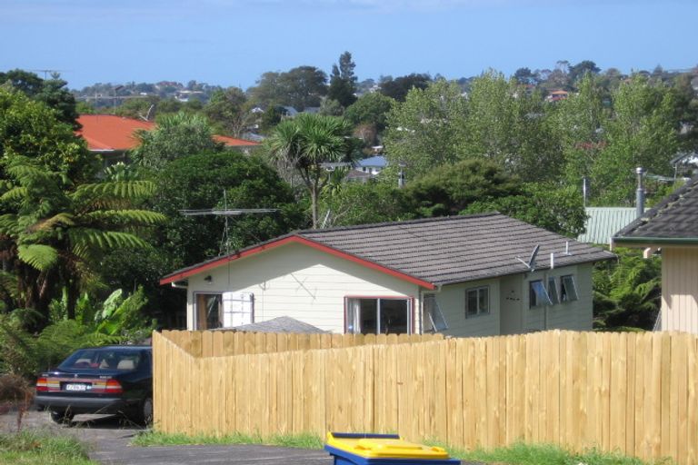 Photo of property in 52 Japonica Drive, Beach Haven, Auckland, 0626