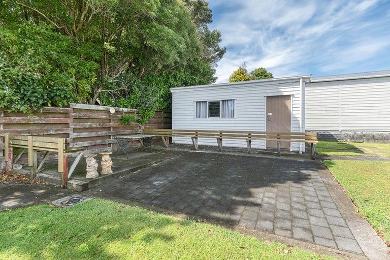 Photo of property in 181 Mangorei Road, Merrilands, New Plymouth, 4312