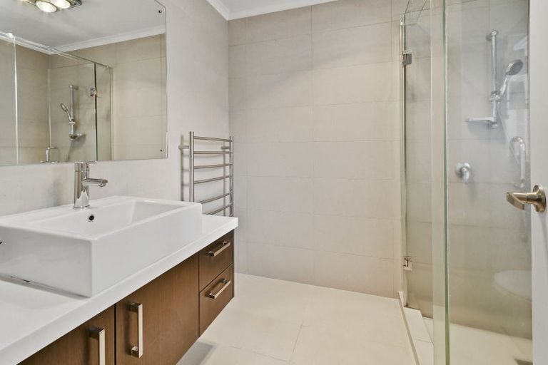 Photo of property in 1 Toscana Drive, Karaka, Papakura, 2113