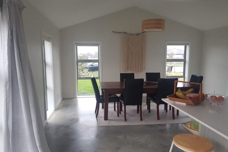 Photo of property in 18 Tuatahi Avenue, Solway, Masterton, 5810