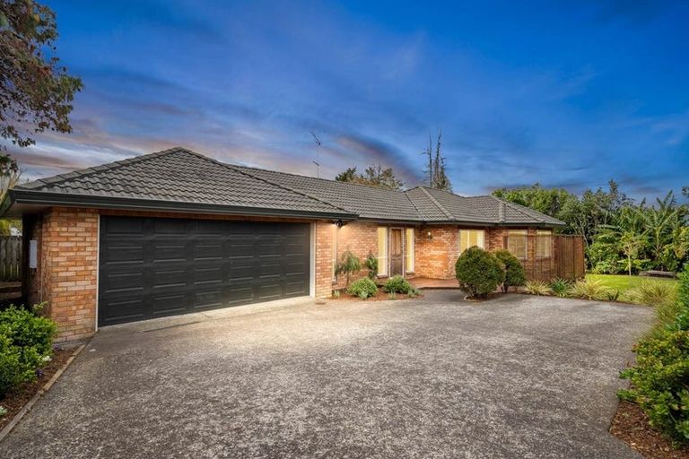 Photo of property in 102b Wharf Road, Te Atatu Peninsula, Auckland, 0610