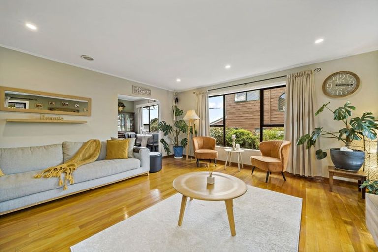 Photo of property in 10 Bean Place, Mount Wellington, Auckland, 1060