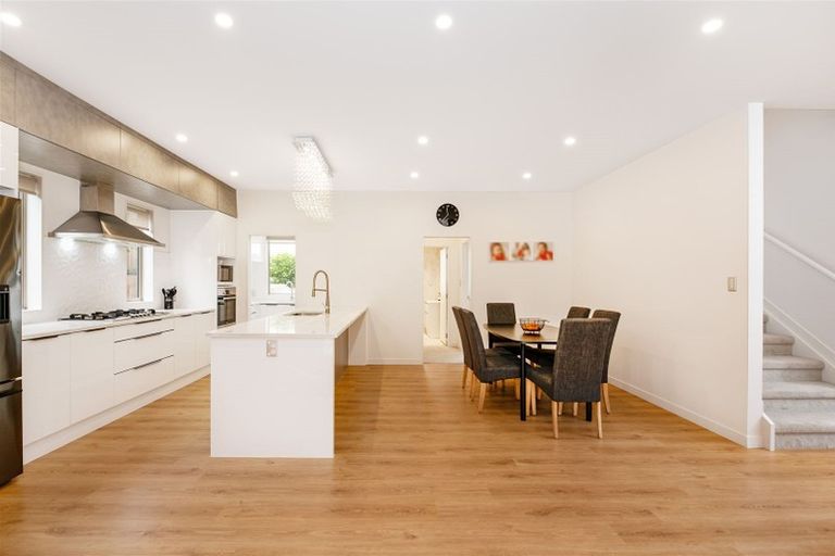Photo of property in 1a Waitaki Street, Sunnyvale, Auckland, 0612