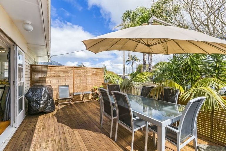 Photo of property in 5a Melanie Place, Orewa, 0931