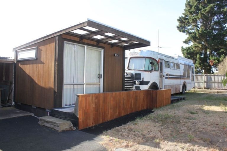 Photo of property in 12 Heyders Road, Spencerville, Christchurch, 8083