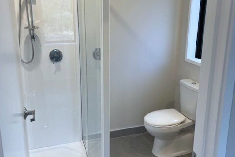 Photo of property in 24 Rongomai Street, Helensville, 0800