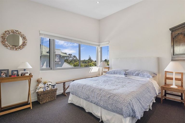 Photo of property in 87b Castor Bay Road, Castor Bay, Auckland, 0620