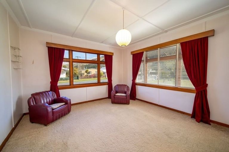 Photo of property in 17 Jedburgh Street, Roxburgh, 9500