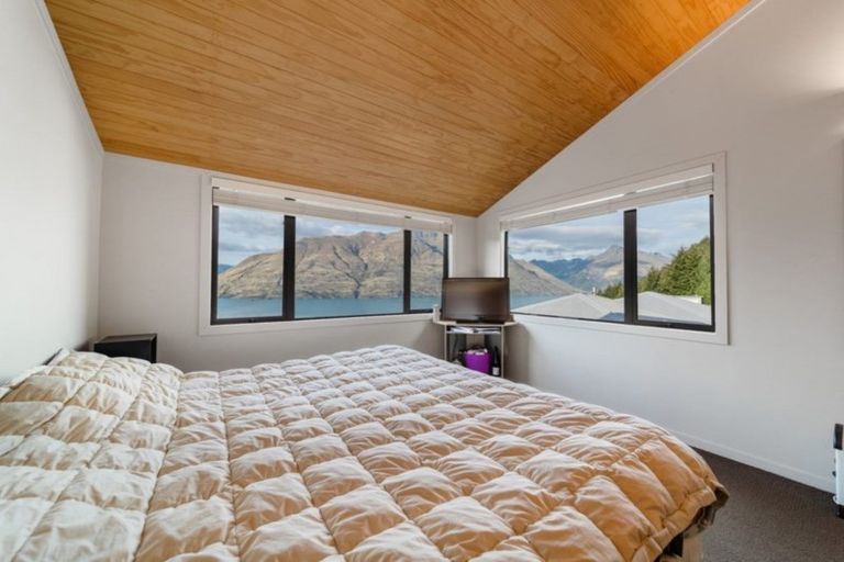 Photo of property in 56b Dart Place, Fernhill, Queenstown, 9300