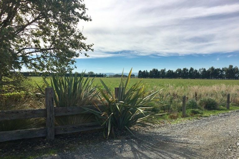 Photo of property in 1059a Winton-lorneville Highway, Lochiel, Winton, 9781