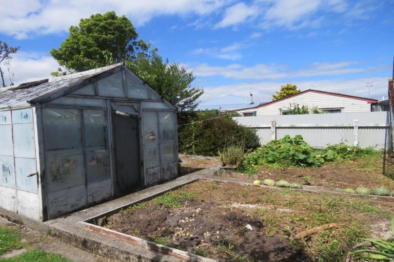 Photo of property in 58 Cobden Street, Westport, 7825