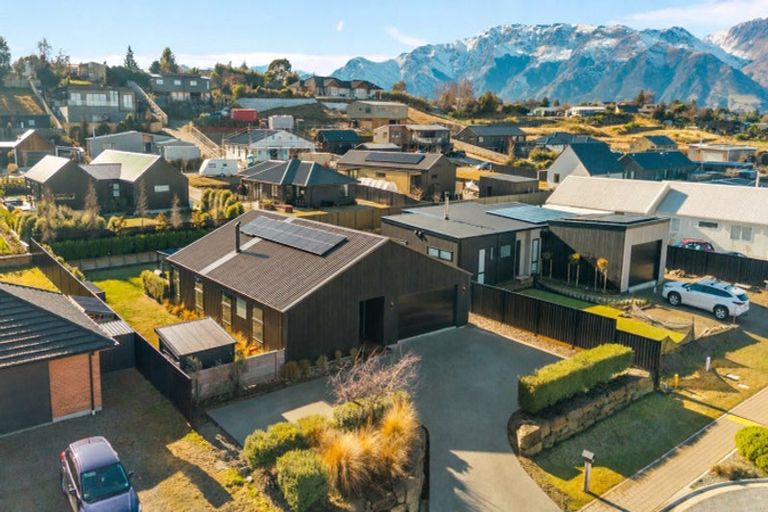 Photo of property in 53 Timsfield Drive, Lake Hawea, 9382