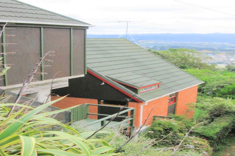 Photo of property in 21 Fortunatus Street, Brooklyn, Wellington, 6021