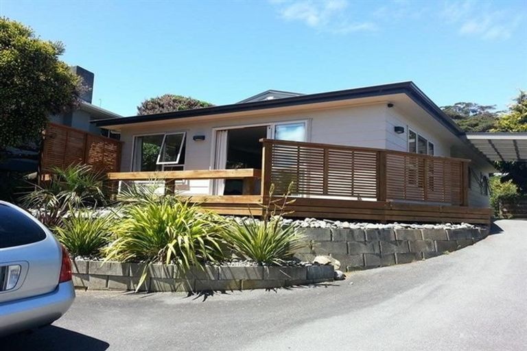 Photo of property in 16 Callender Terrace, Paraparaumu Beach, Paraparaumu, 5032