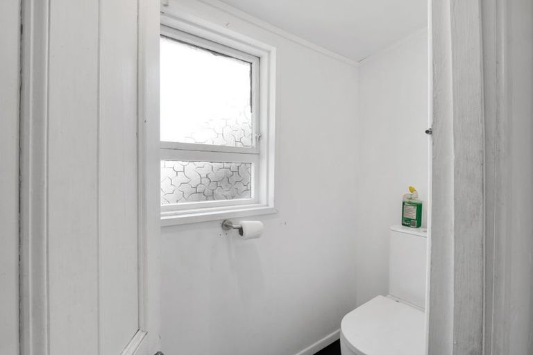 Photo of property in 41 Gloag Street, Waverley, 4510