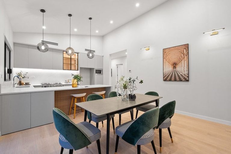 Photo of property in 24 Tipu Crescent, Wainui, 0992