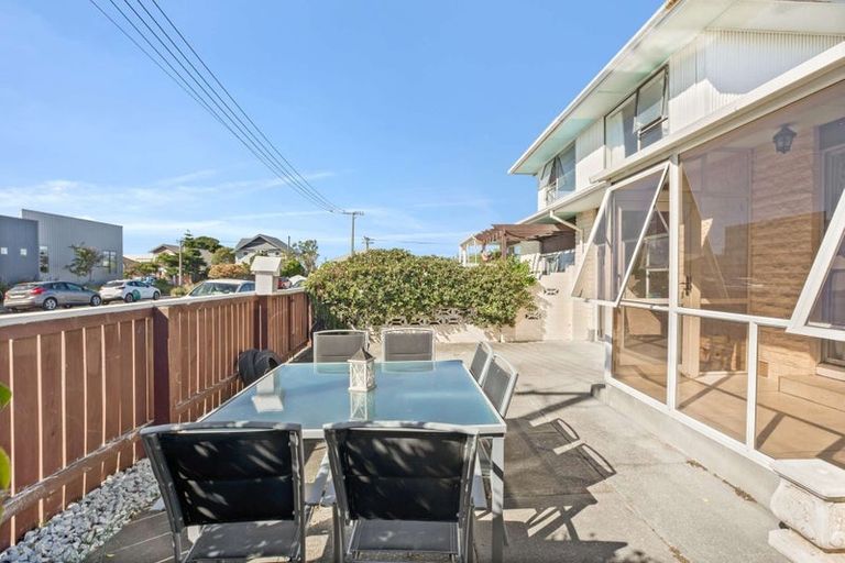 Photo of property in 2/7 Collingwood Street, New Brighton, Christchurch, 8061