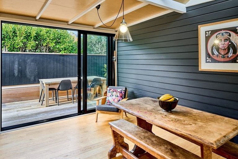 Photo of property in 6 Brora Crescent, Papakowhai, Porirua, 5024