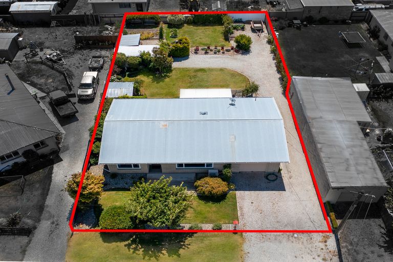 Photo of property in 38 Clutha Street, Alexandra, 9320