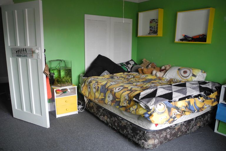 Photo of property in 22 Timaru Road, Waimate, 7924