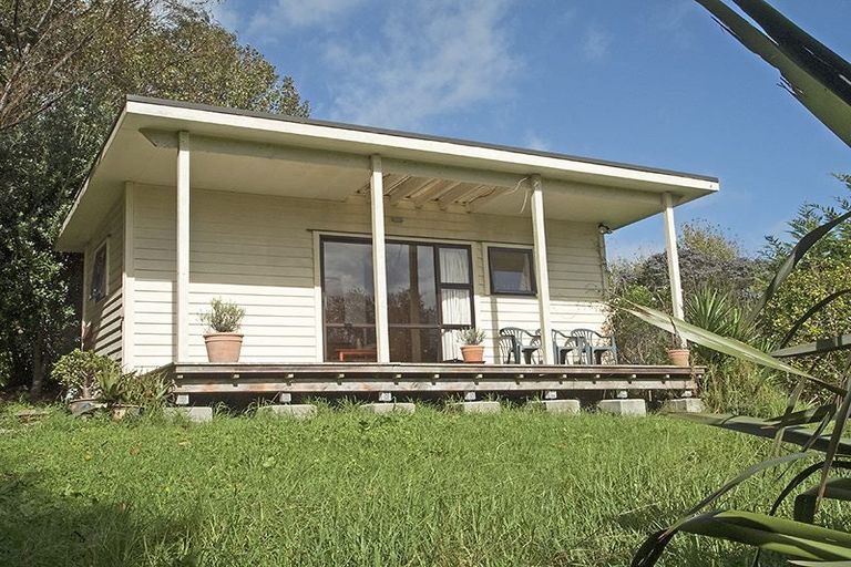 Photo of property in 364 Oneriri Road, Kaiwaka, 0573