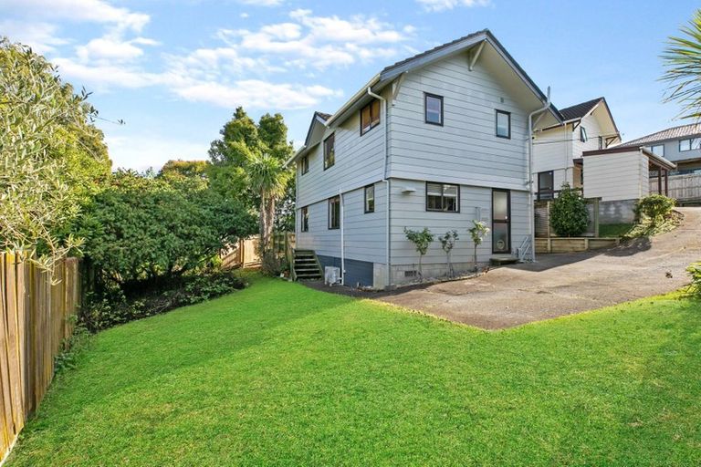 Photo of property in 3/44 Roberts Road, Glenfield, Auckland, 0629