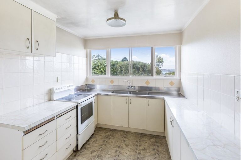 Photo of property in 34 Old North Road, Orewa, 0931