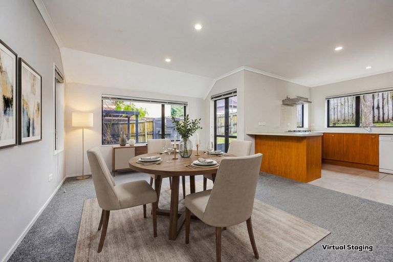 Photo of property in 31d Chieftain Rise, Goodwood Heights, Auckland, 2105