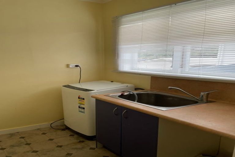 Photo of property in 10 Olivia Crescent, Tawa, Wellington, 5028