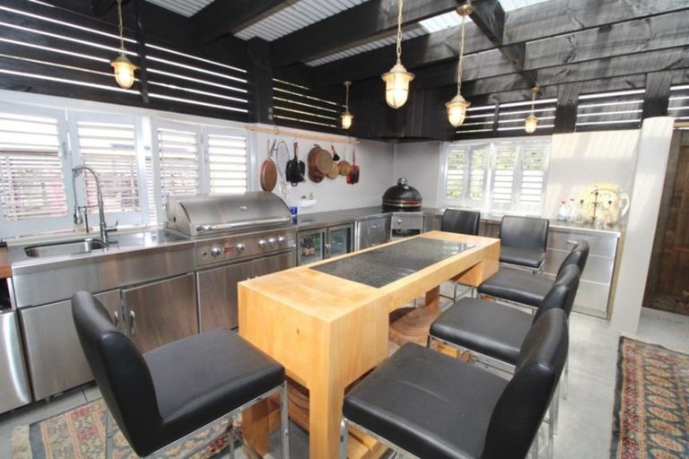 Photo of property in 117 Pacific Parade, Matarangi, Whitianga, 3592