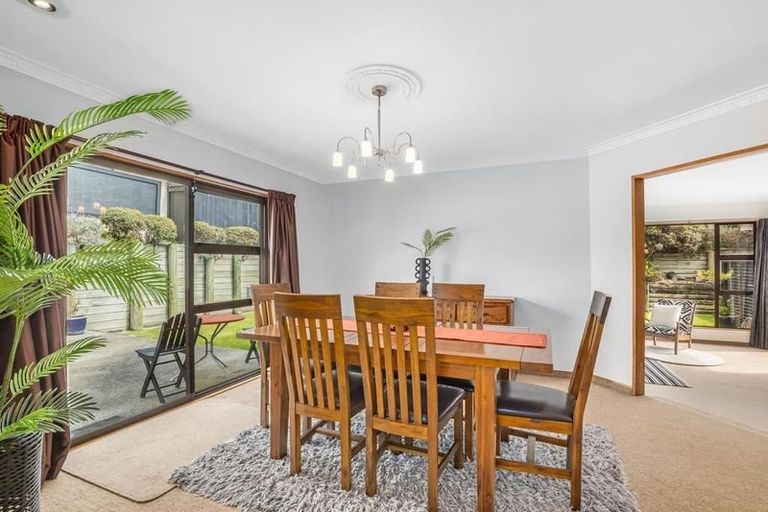 Photo of property in 40 Makora Road, Otaihanga, Paraparaumu, 5036