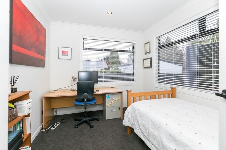 Photo of property in 16 Gillies Avenue, Claudelands, Hamilton, 3214