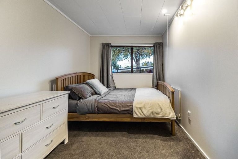 Photo of property in 53 Okura River Road, Okura, Albany, 0792