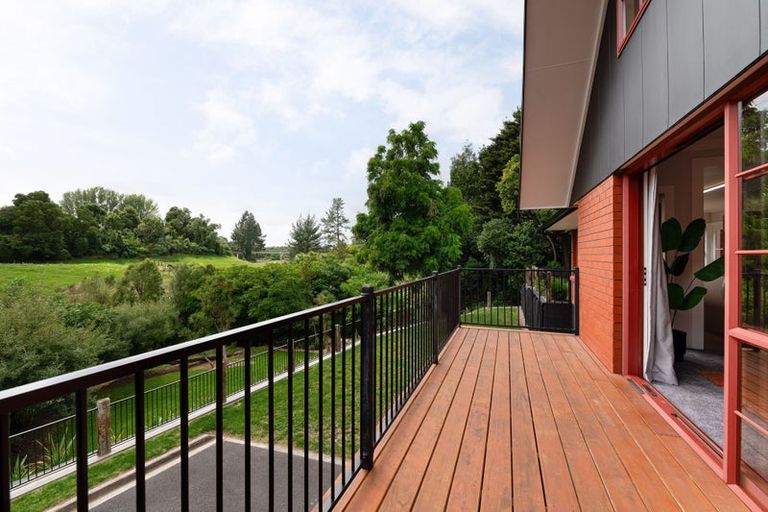 Photo of property in 8 Tauhara Drive, Queenwood, Hamilton, 3210