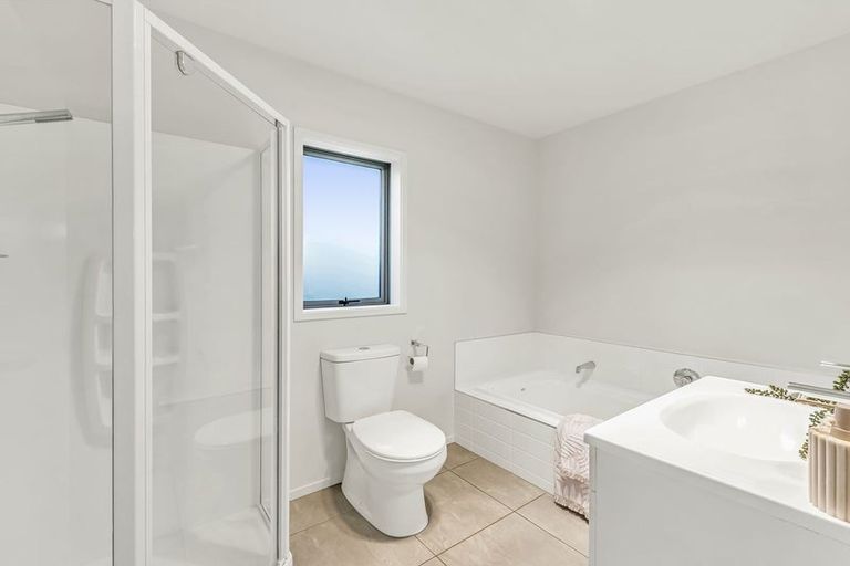 Photo of property in 10 Wallingford Crescent, Rolleston, 7615