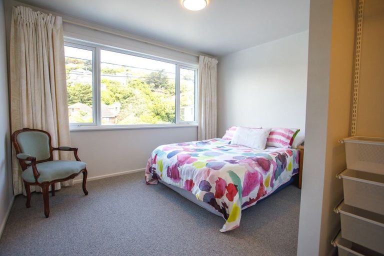 Photo of property in 8a Sheridan Terrace, Johnsonville, Wellington, 6037