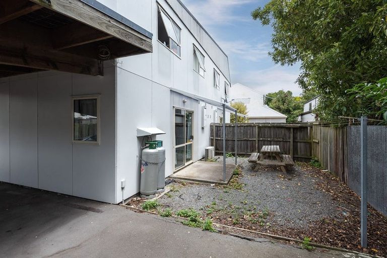 Photo of property in 2/91 Brockworth Place, Riccarton, Christchurch, 8011