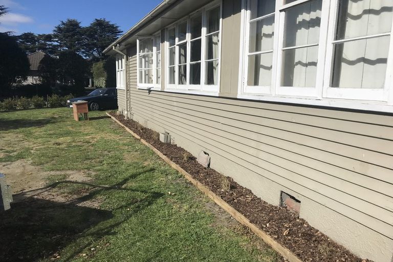 Photo of property in 18 Hillary Crescent, Upper Riccarton, Christchurch, 8041