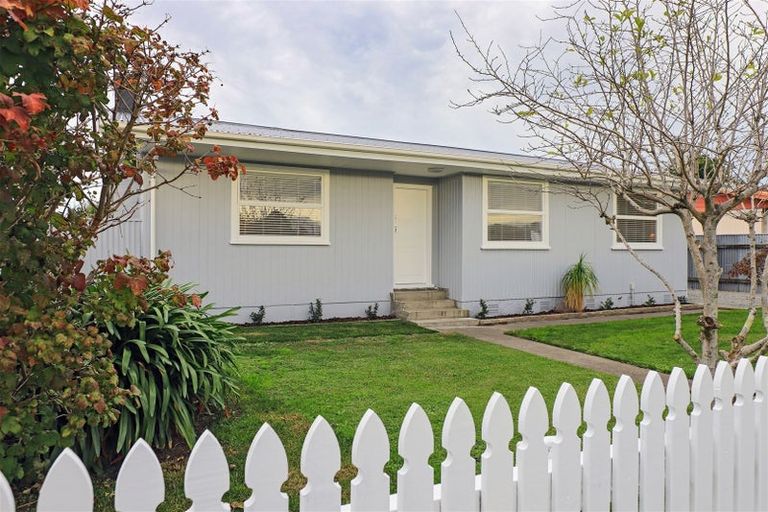 Photo of property in 9 Dover Road, Flaxmere, Hastings, 4120