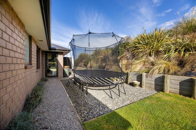 Photo of property in 18 Kens Lane, Sawyers Bay, Port Chalmers, 9023