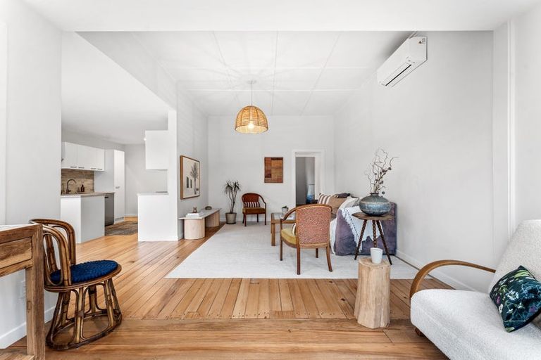 Photo of property in 24 Jean Place, Stanmore Bay, Whangaparaoa, 0932