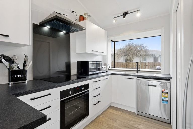 Photo of property in 20 Browning Street, Leamington, Cambridge, 3432