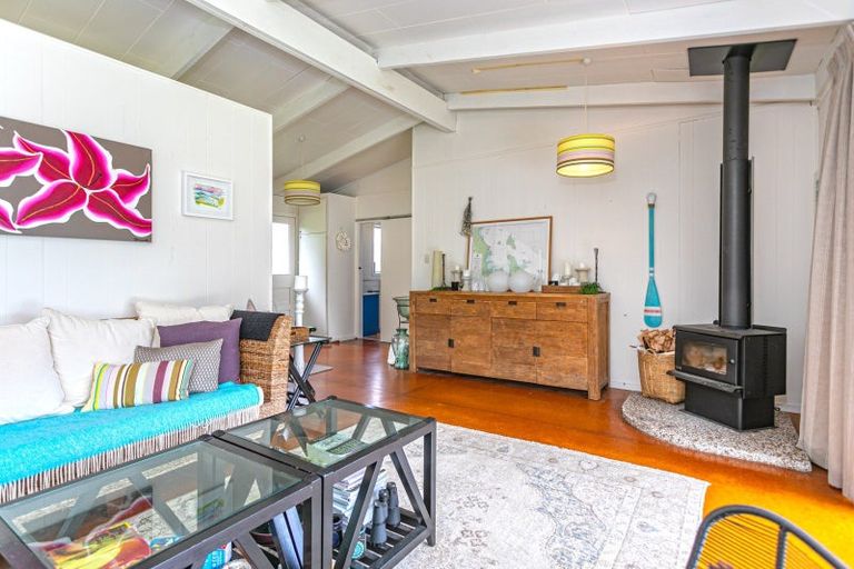 Photo of property in 13 Wigmore Crescent, Hahei, Whitianga, 3591