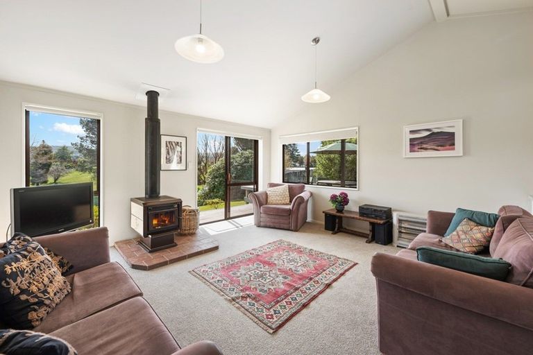 Photo of property in 72 Kinloch Road, Kinloch, Taupo, 3377